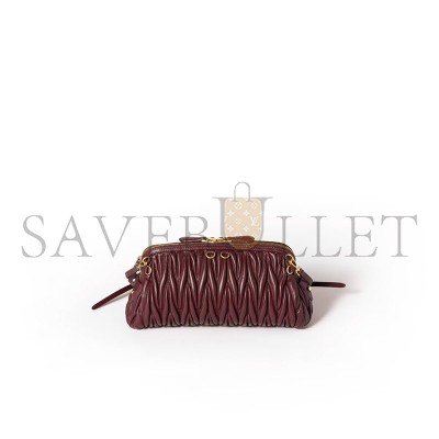 MIU MIU CAPRICE MATELASSÉ NAPPA LEATHER CLUTCH 58F130 (28*14.5*10cm) 